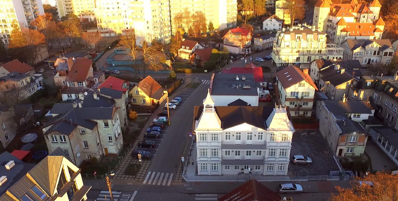 Hotel Dwie Wieże Międzyzdroje Zewnętrze zdjęcie